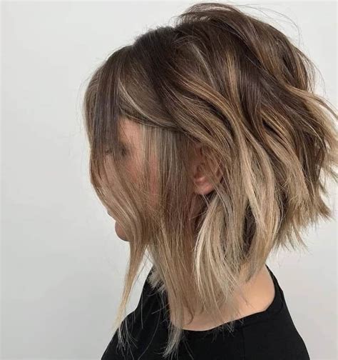 haircut long in back short in front